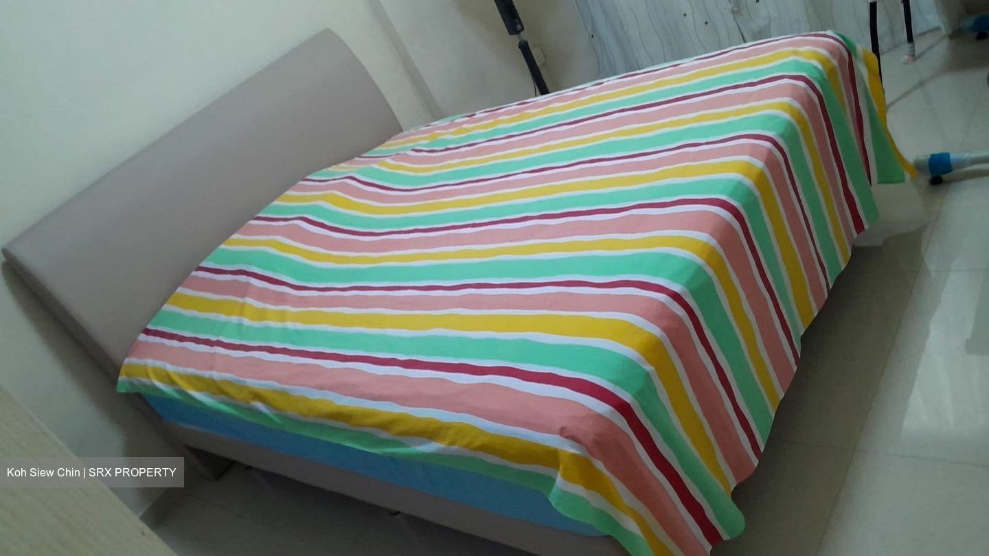 Blk 243 Jurong East Street 24 (Jurong East), HDB 3 Rooms #534160021